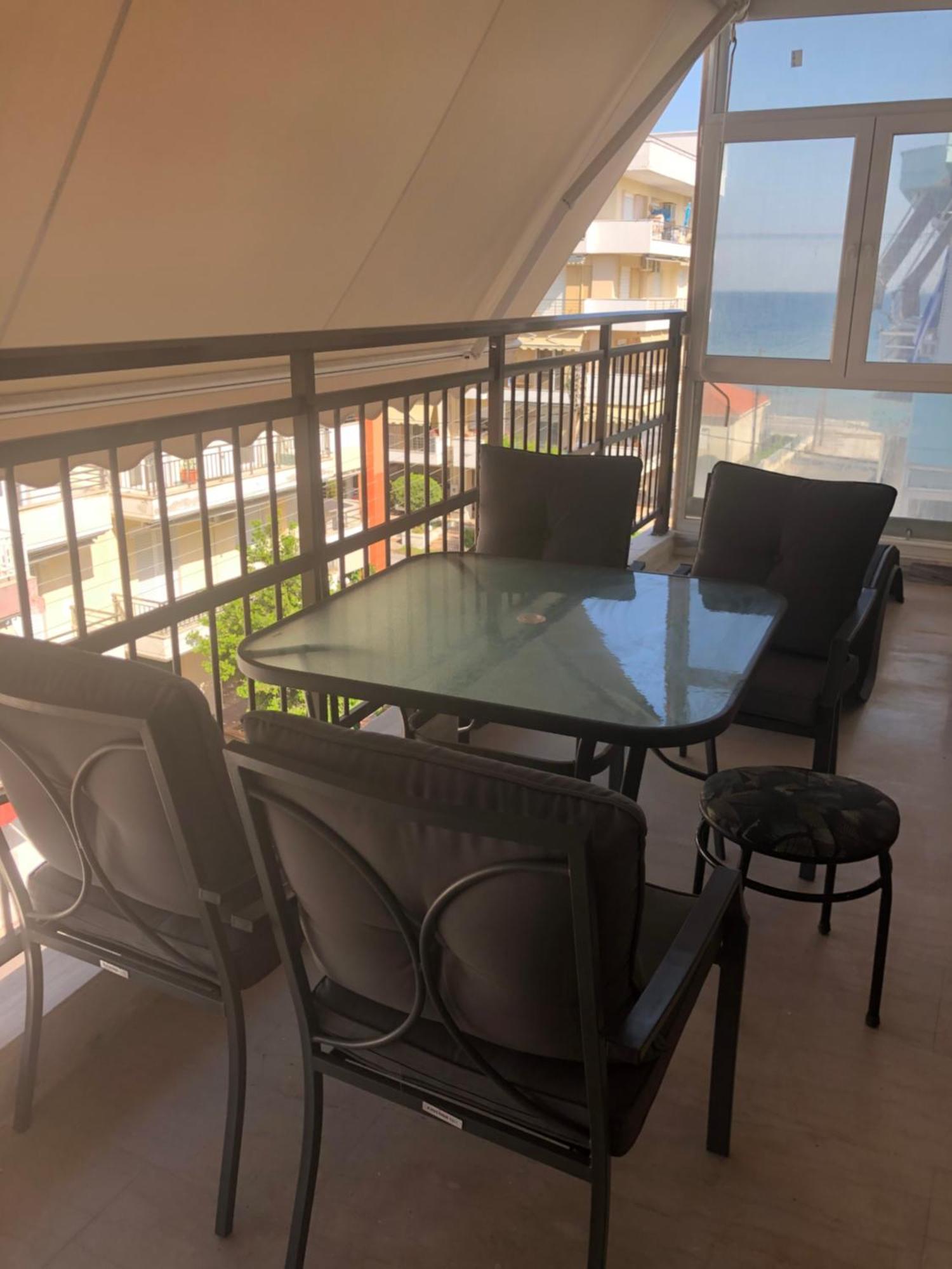 Apartman Perea Peraía Екстериор снимка